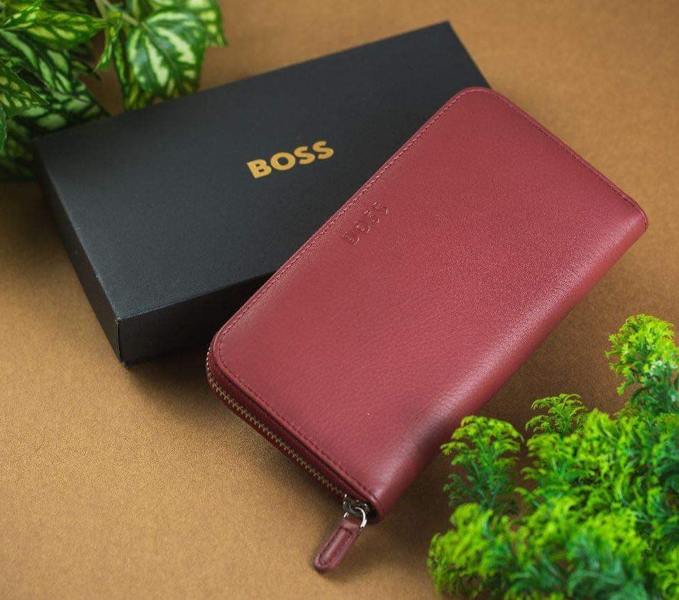 Women’s Leather Zip Wallet