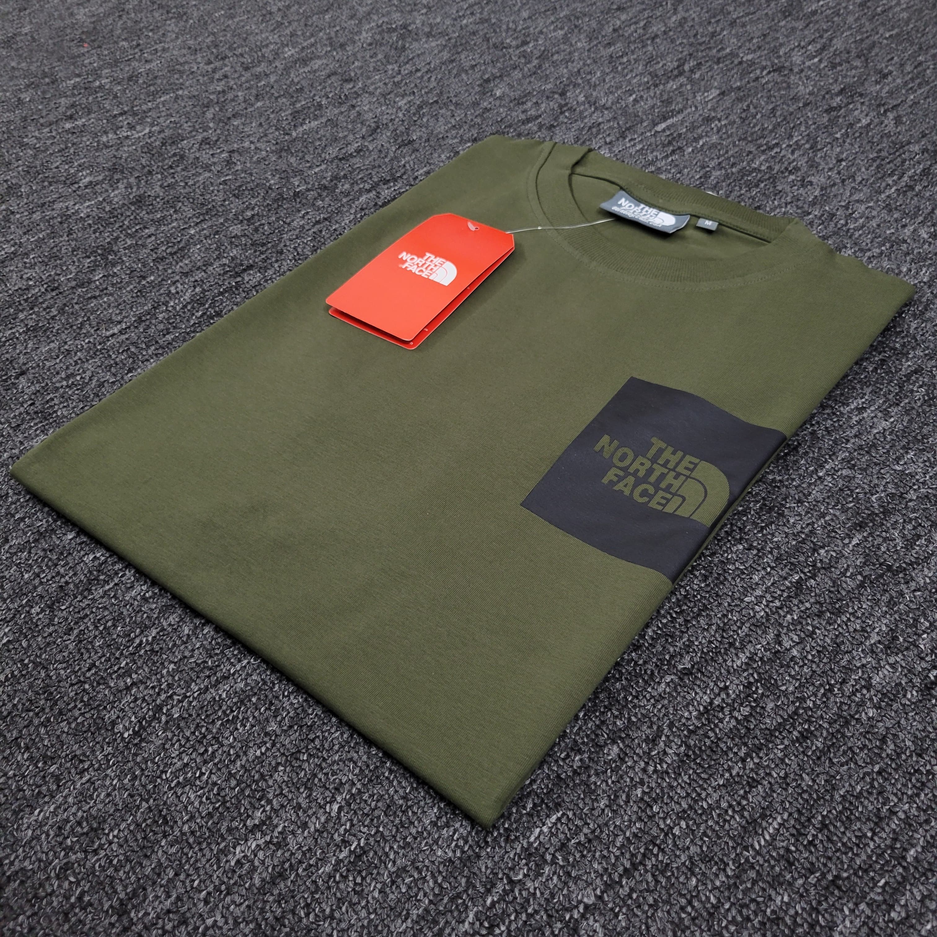 The North Face Cotton T-Shirt – Soft Stretch Comfort