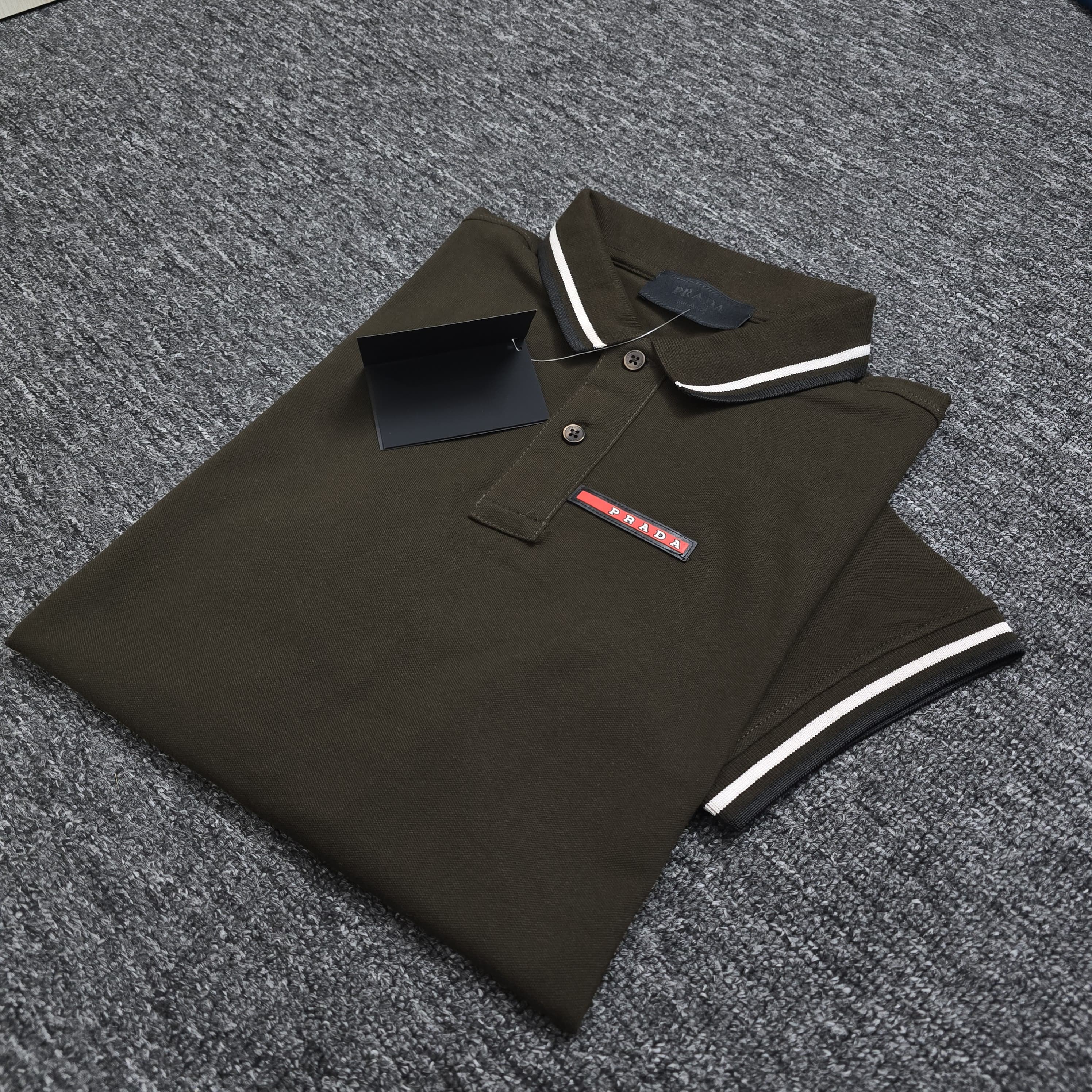 Prada Men's Polo Shirt – Premium Cotton Blend