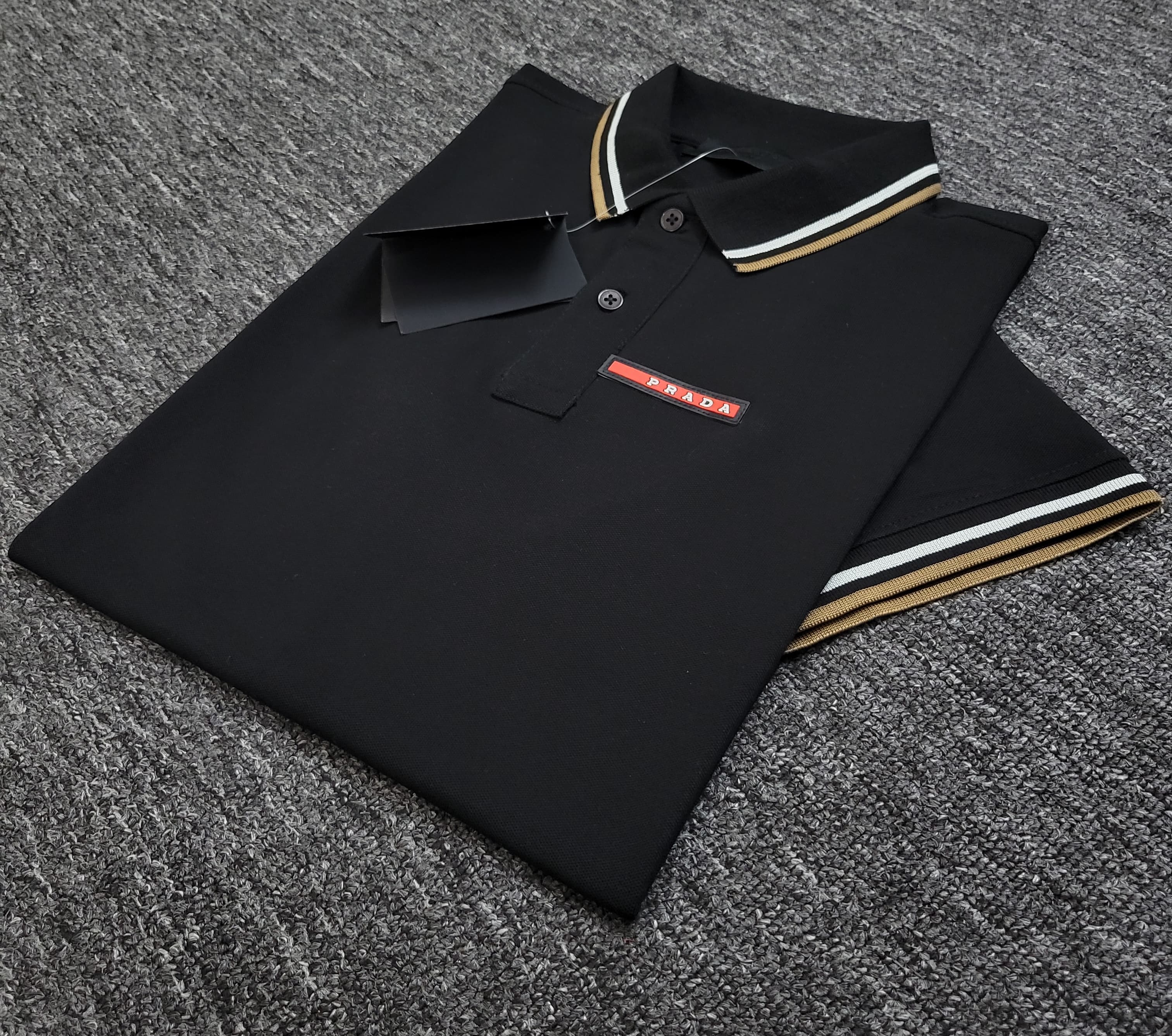 Prada Men's Polo Shirt – Premium Cotton Blend