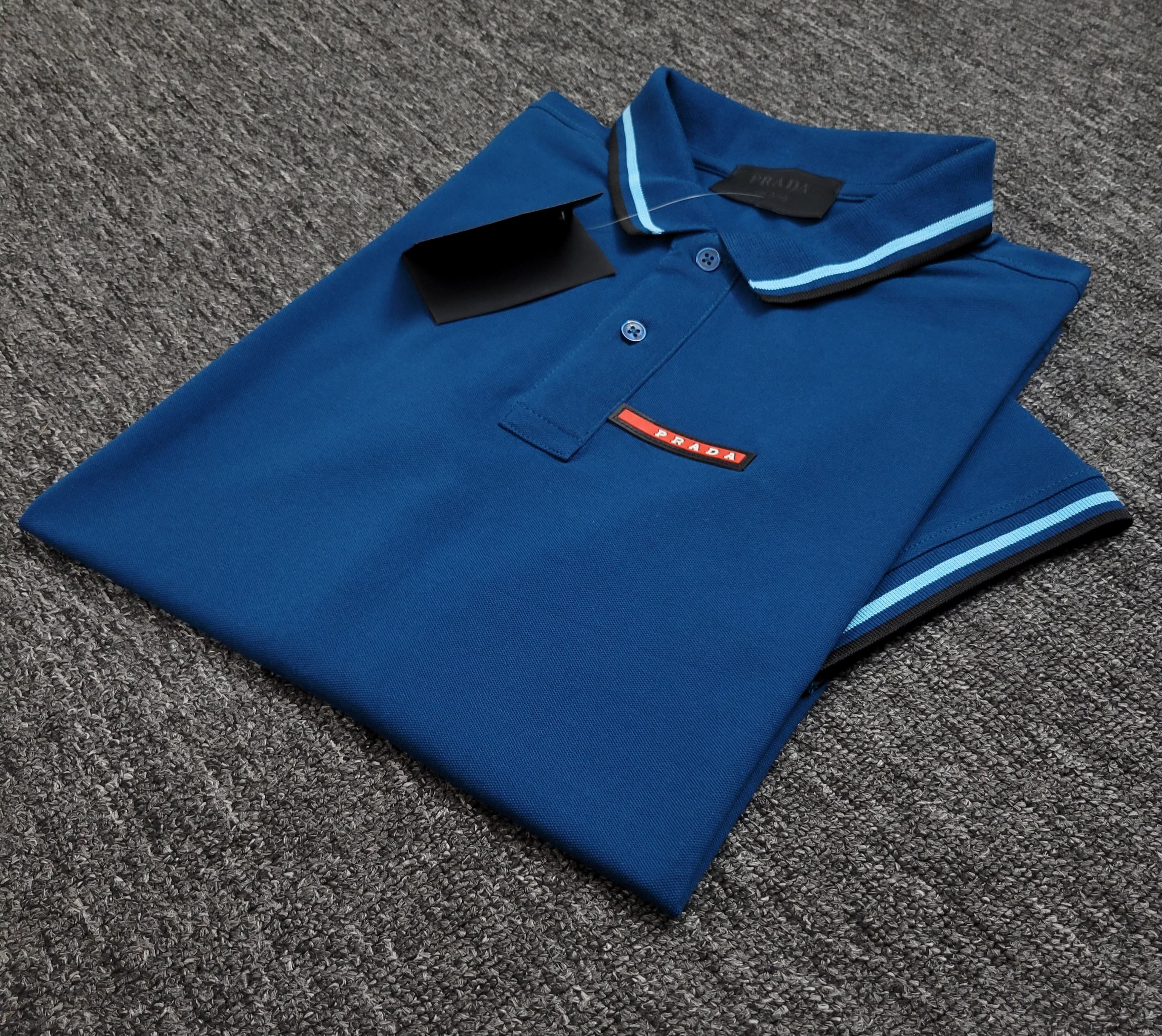 Prada Men's Polo Shirt – Premium Cotton Blend
